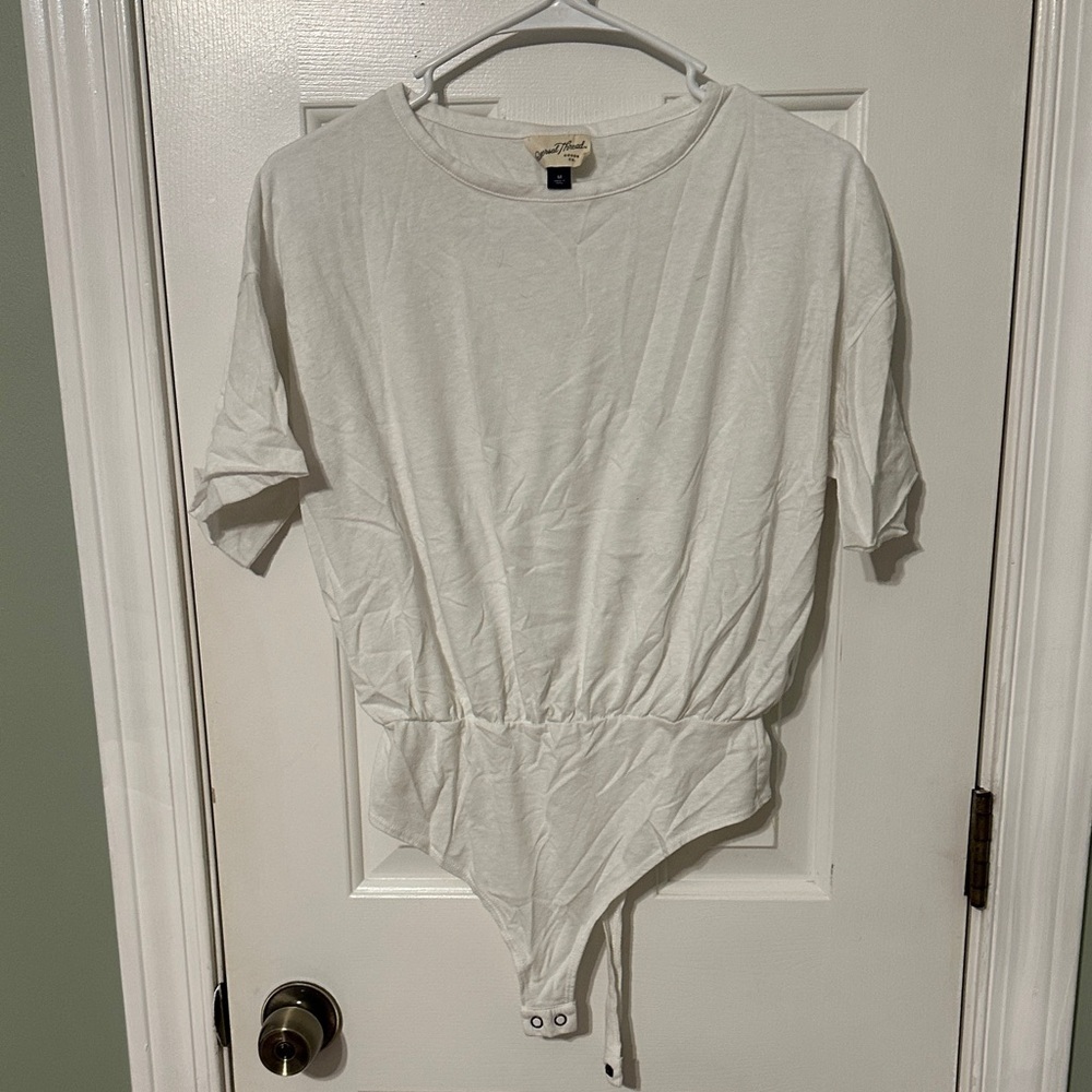 Universal Thread White Bodysuit. Bundle any 3 of my bodysuits for $15